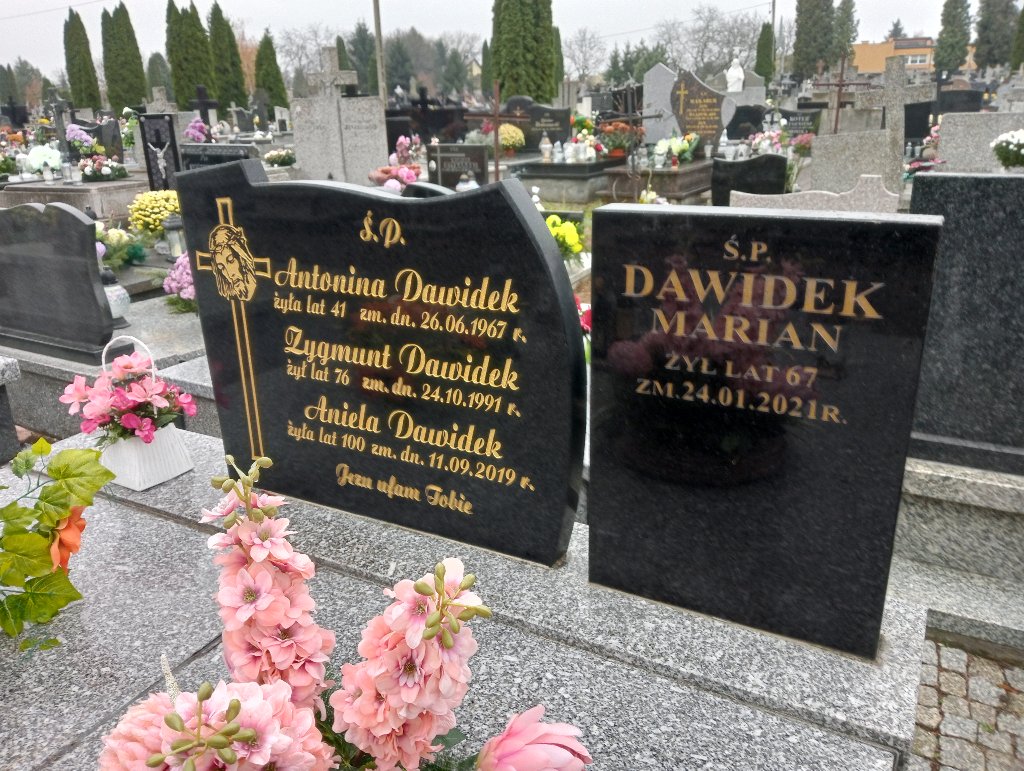 Grób Marian Dawidek