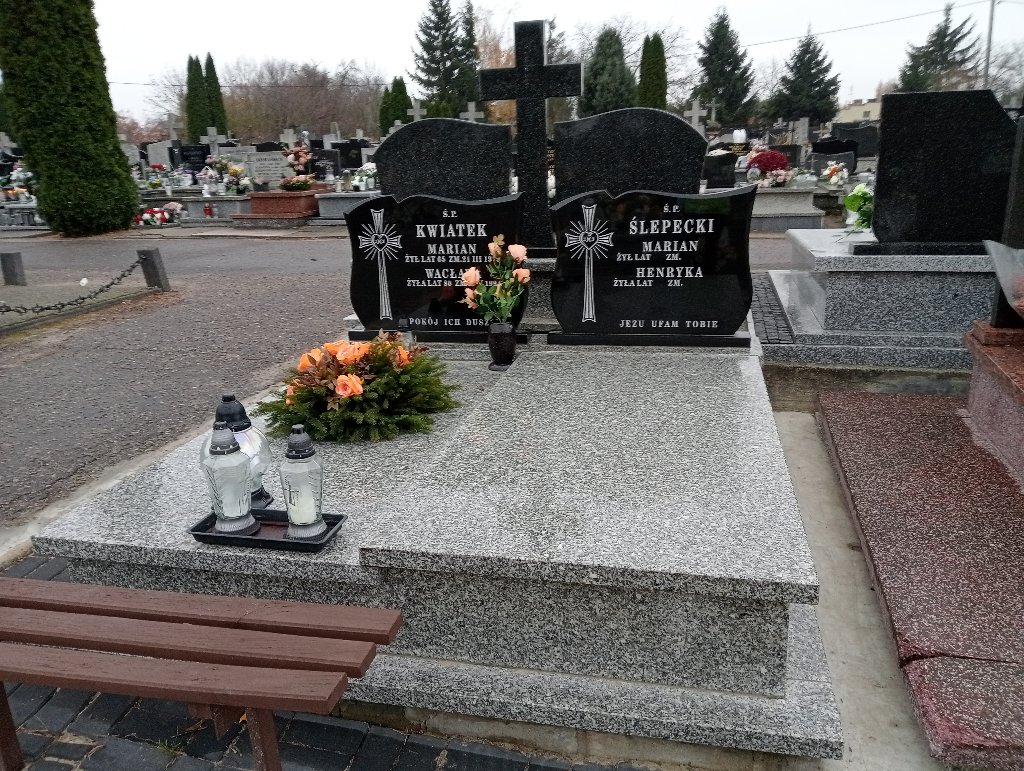 Grób Marian Kwiatek