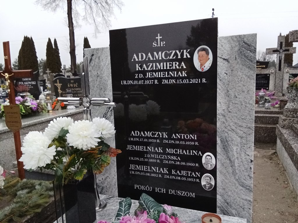 Grób Kajetan Jemielniak