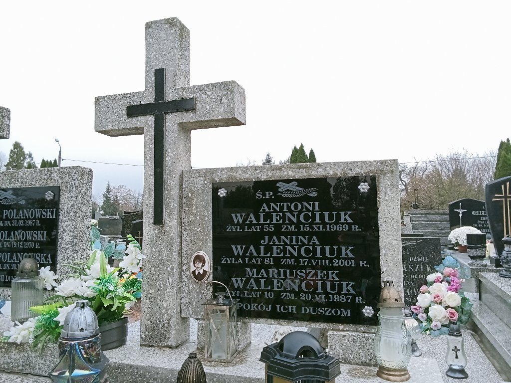 Grób Mariusz Walenciuk