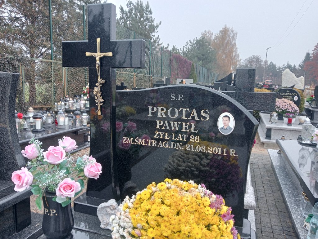 Grób Paweł Protas